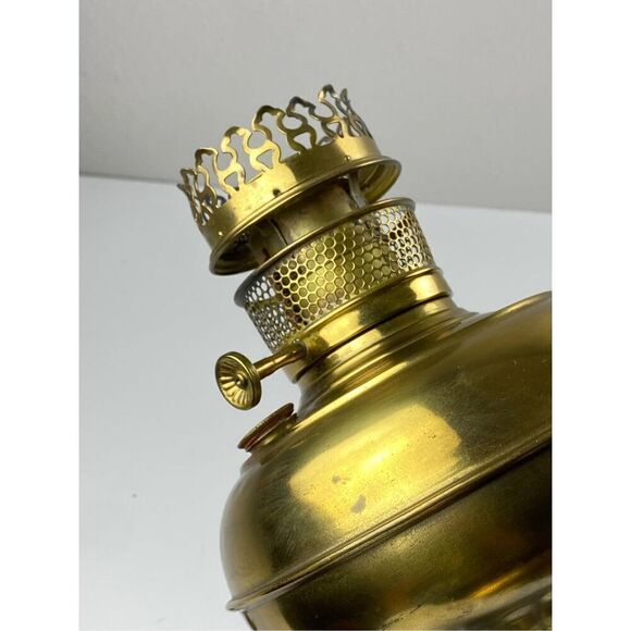 Antique B&H BRADLEY & HUBBARD Brass Oil Lamp Converted Electric w/ Glass Chimney - Picture 8 of 11